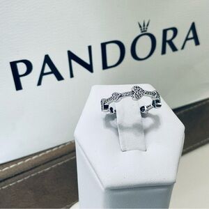 Genuine Pandora Alluring Heart Ring NWOT